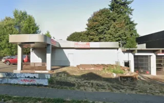 5801 Roosevelt Way NE Seattle